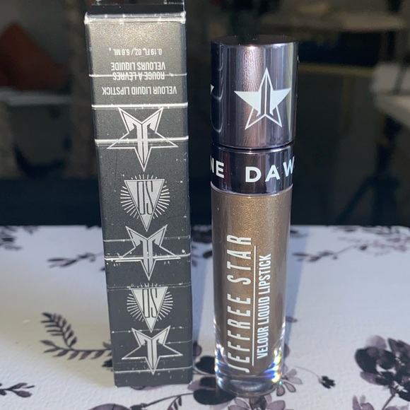 Jefree Star Lipgloss - Picture 1 of 2
